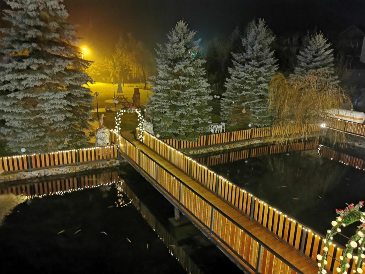 Popasul Lu' Voda Borşa Extérieur photo
