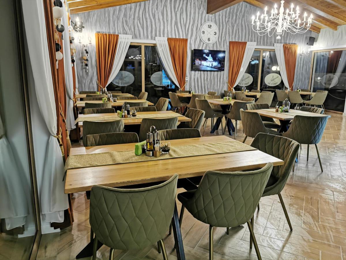 Popasul Lu' Voda Borşa Extérieur photo
